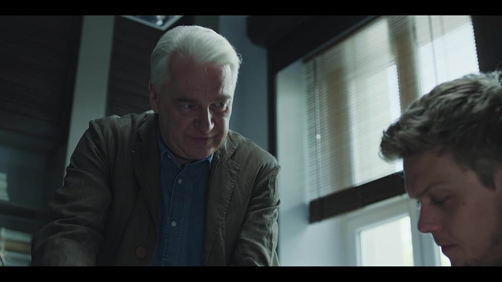 カラーズ・オブ・エビル：レッドの画像