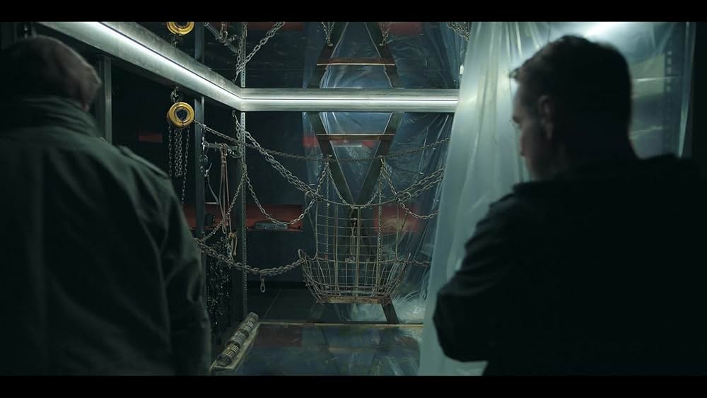 カラーズ・オブ・エビル：レッドの画像