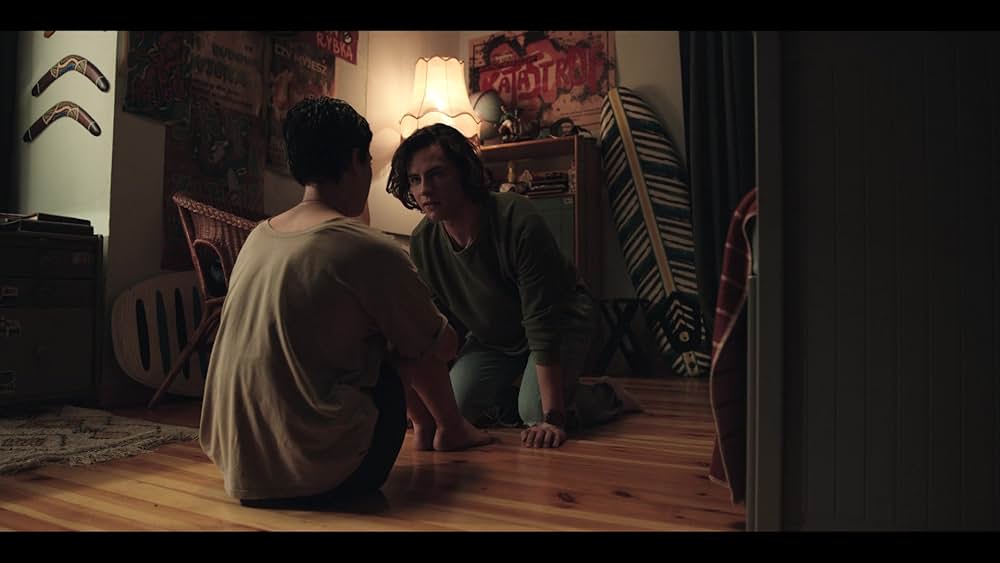 カラーズ・オブ・エビル：レッドの画像