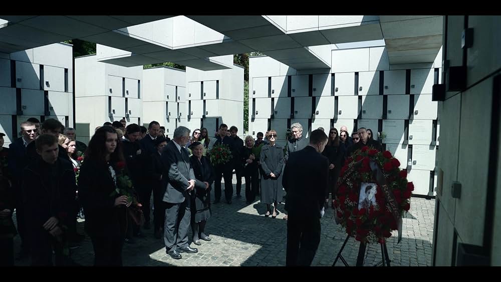 カラーズ・オブ・エビル：レッドの画像