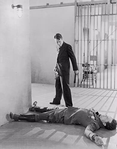 「地獄の一丁目」リュー・エアーズの画像