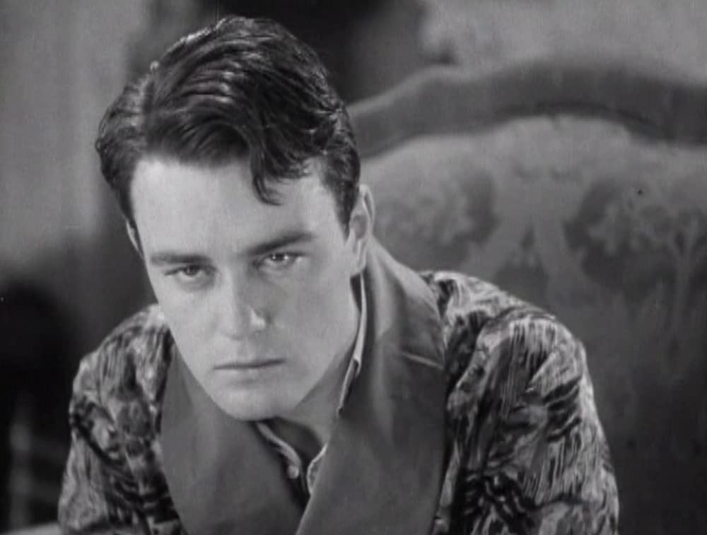 「地獄の一丁目」リュー・エアーズの画像