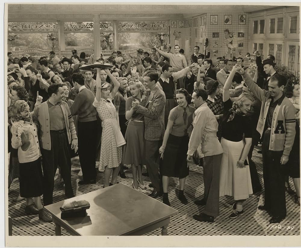 カレッジ・スイングの画像