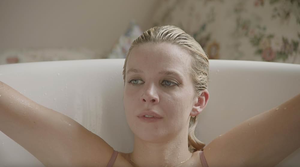 Tell That to the Winter Sea（原題）の画像