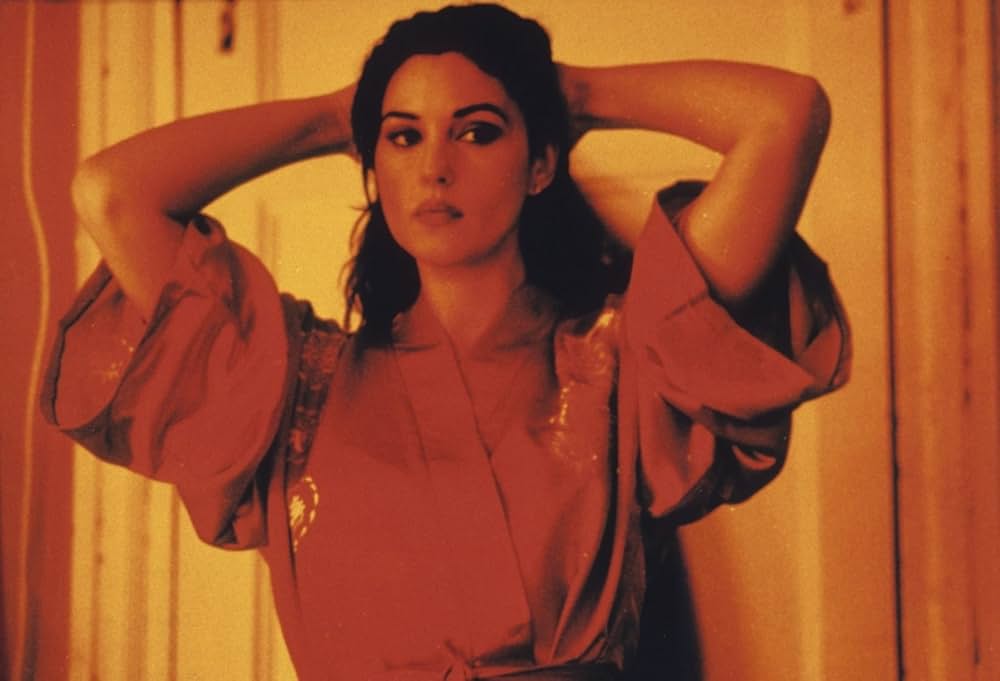 ストリッパー パリ18区の画像