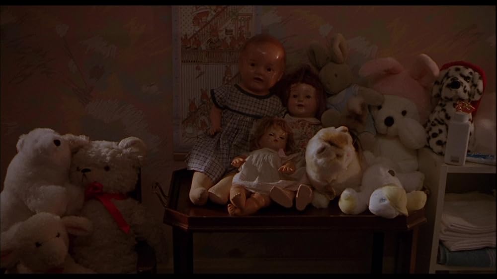 オーメン4の画像