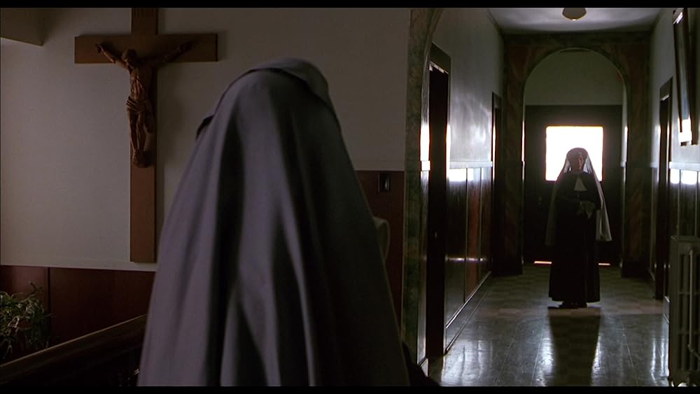 オーメン4の画像