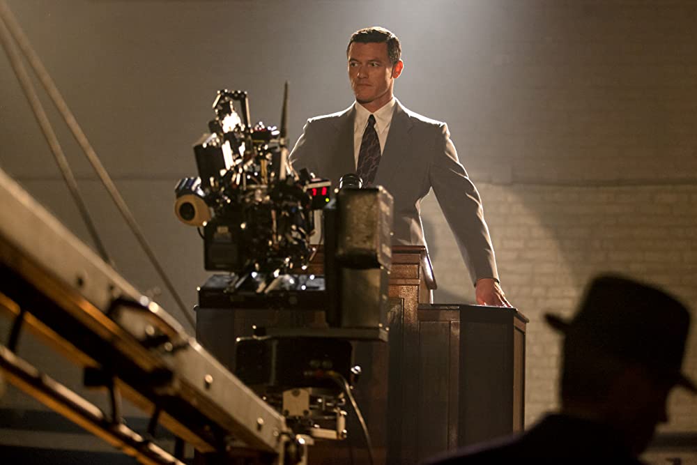 ワンダー・ウーマンとマーストン教授の秘密の画像