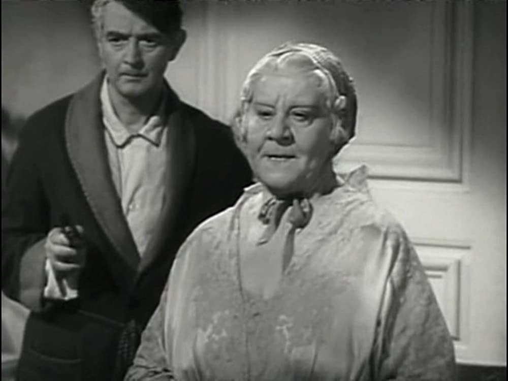 真珠と未亡人の画像