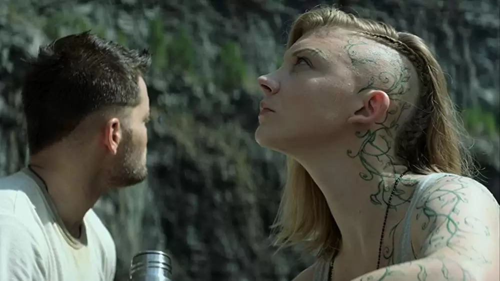 「ハンガー・ゲーム FINAL：レジスタンス」ウェス・チャサム & ナタリー・ドーマーの画像