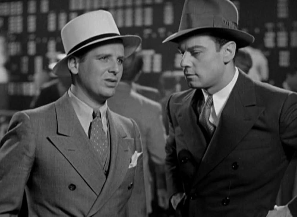 摩天楼の狼の画像