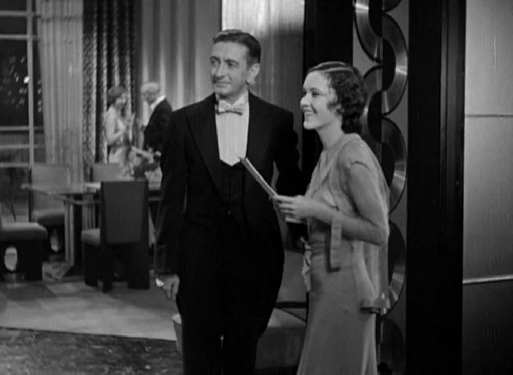 摩天楼の狼の画像