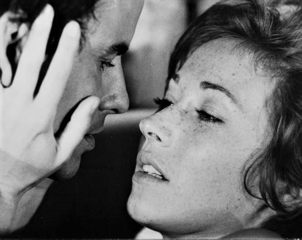 ある日アンヌはの画像