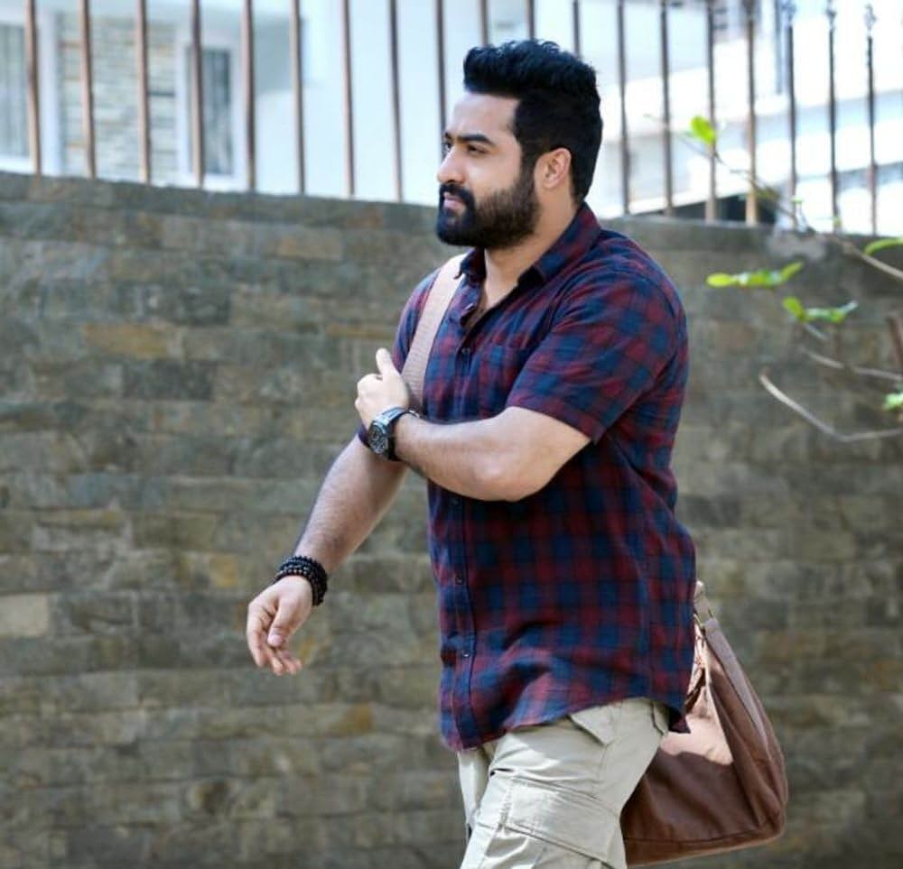 ジャナタ・ガレージの画像