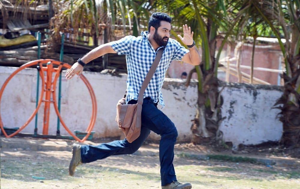 ジャナタ・ガレージの画像