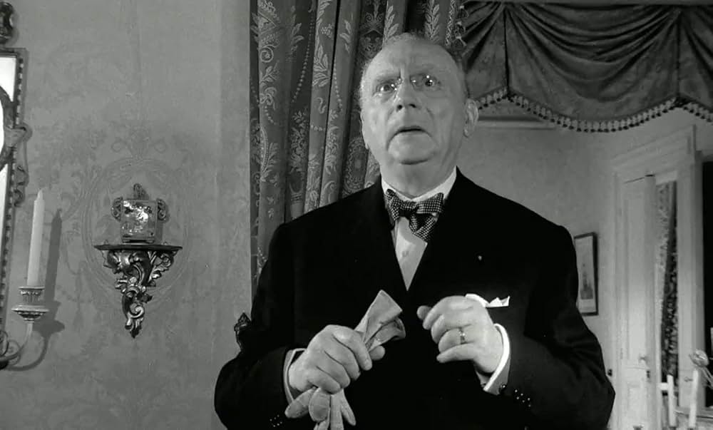 ハジキを持ったおじさんたちの画像