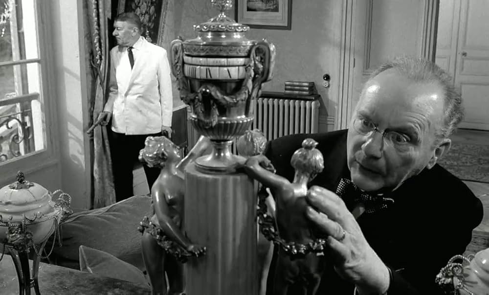 ハジキを持ったおじさんたちの画像