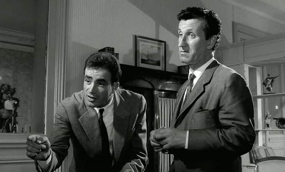 ハジキを持ったおじさんたちの画像