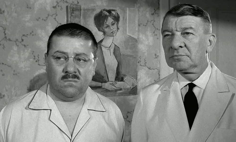 ハジキを持ったおじさんたちの画像