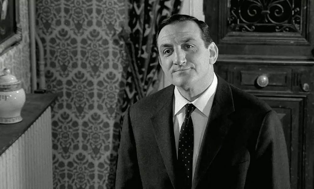 ハジキを持ったおじさんたちの画像