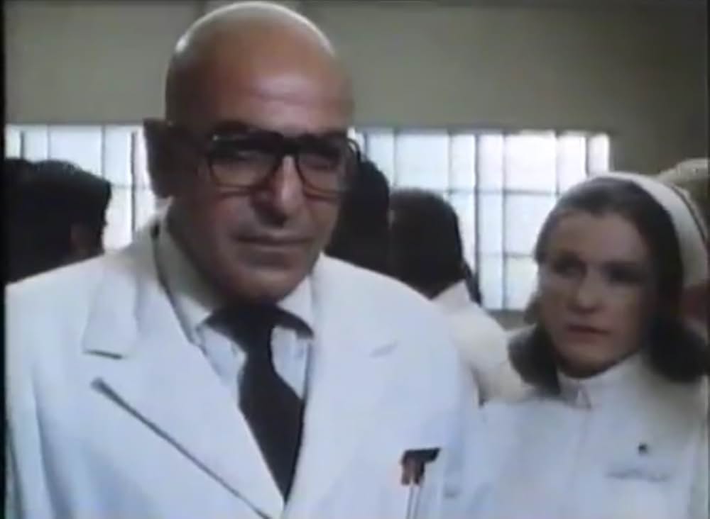 テリー・サバラスの 犯罪病棟の画像