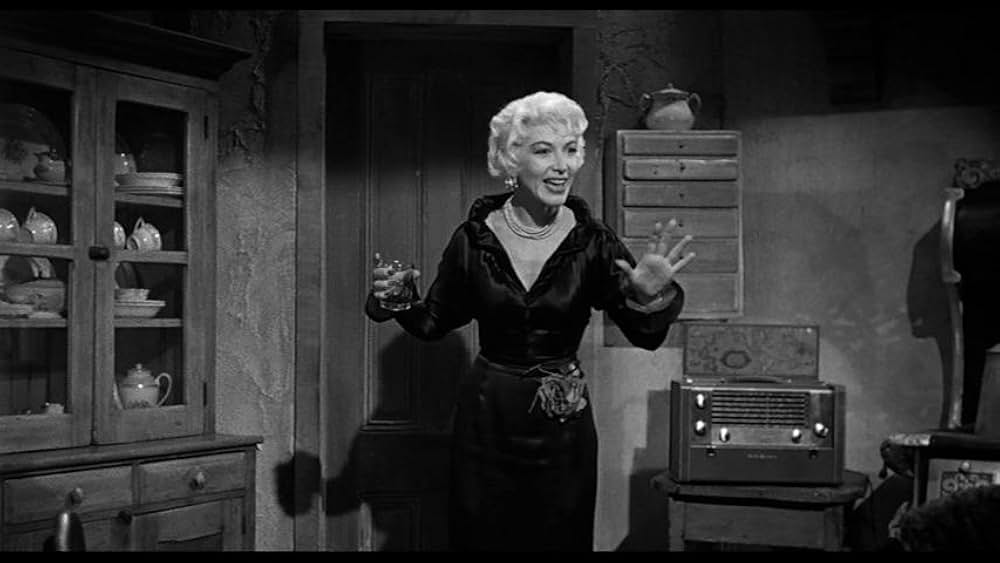 大雪原の死闘の画像