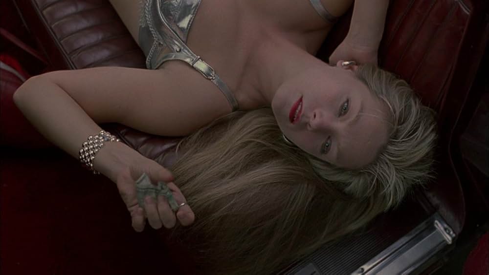 ボンテージの画像