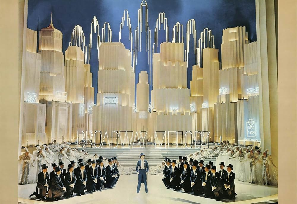 踊る不夜城の画像