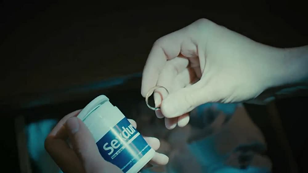 「アリバイ・ドット・コム カンヌの不倫旅行がヒャッハー！な大騒動になった件」ナタリー・バイ & エロディ・フォンタン & フィリップ・ラショーの画像