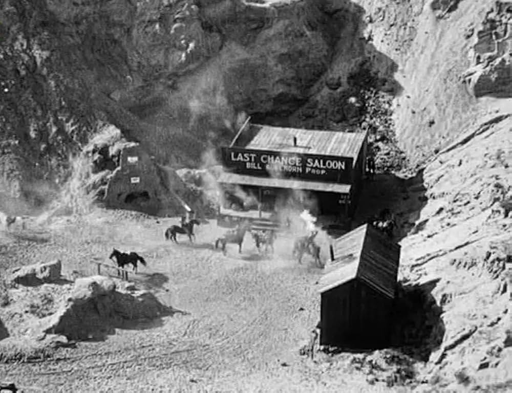 ファッティとキートンのアウト・ウェストの画像