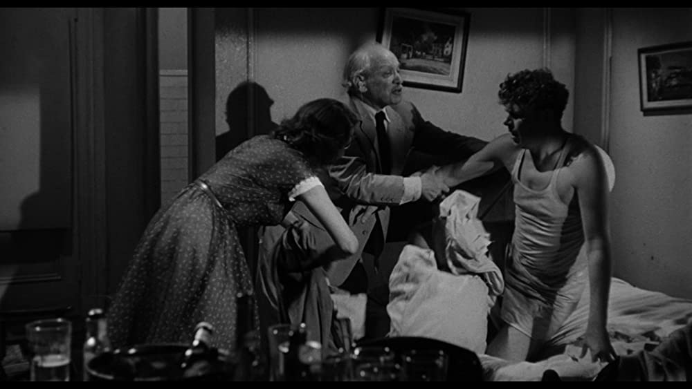 「群衆の中の一つの顔」の画像