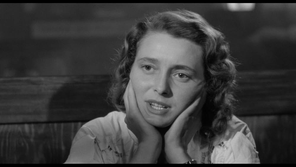 「群衆の中の一つの顔」の画像