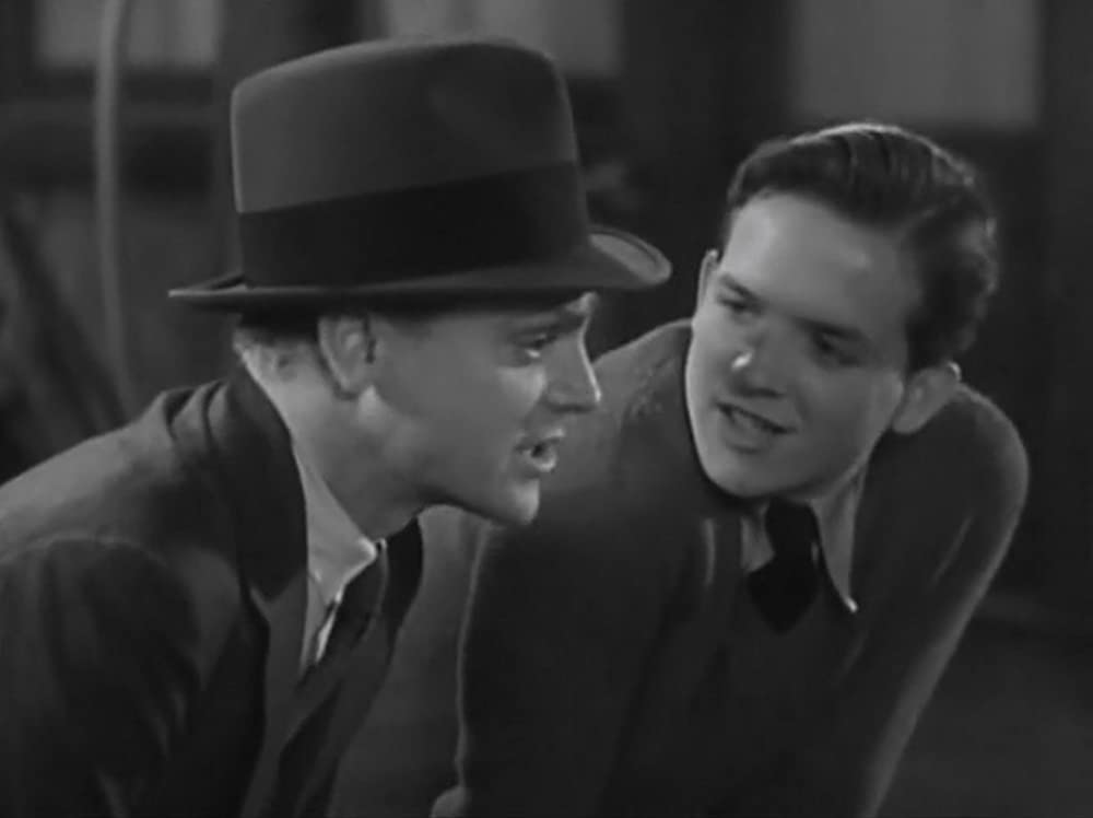 群集の喚呼の画像