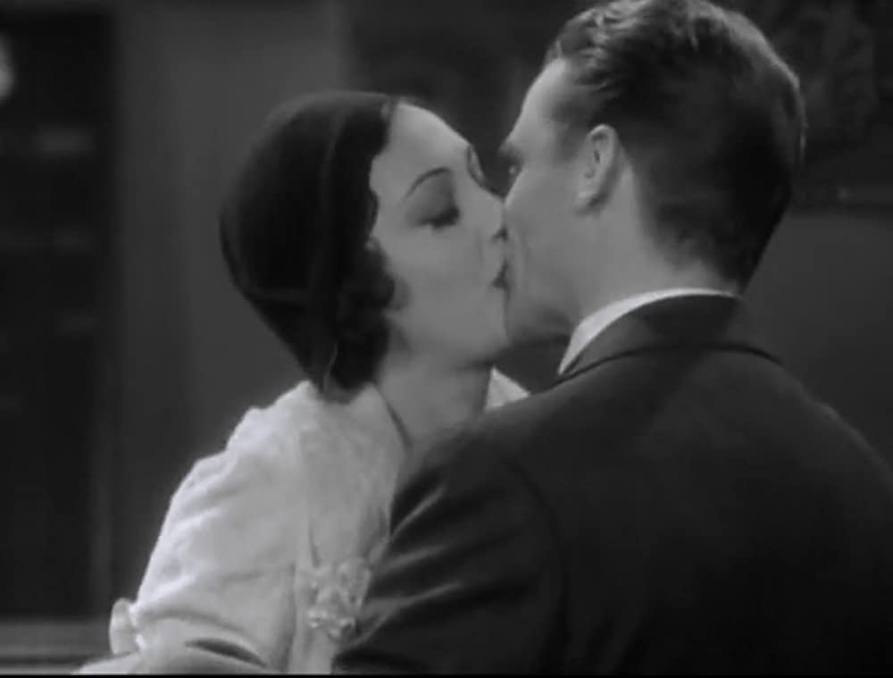 群集の喚呼の画像