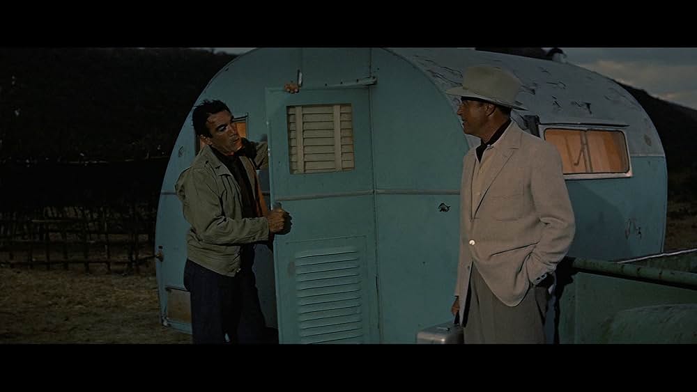 断崖の河の画像