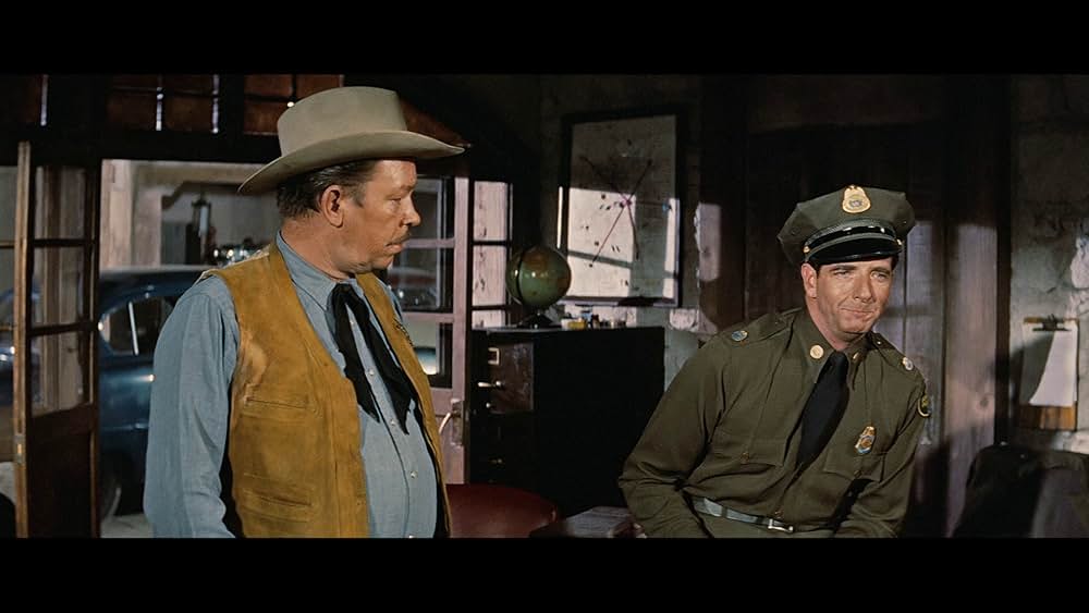 断崖の河の画像