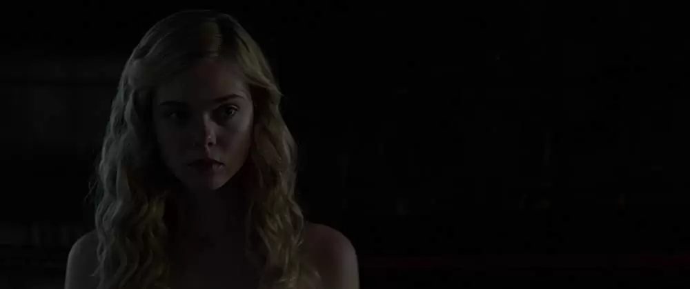 ネオン・デーモンの画像