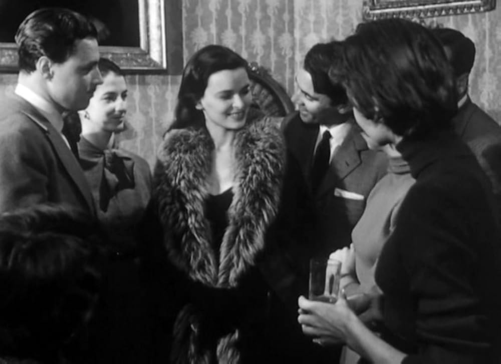 椿なきシニョーラの画像