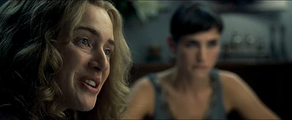 「リトル・チルドレン」ジェニファー・コネリー & ケイト・ウィンスレットの画像