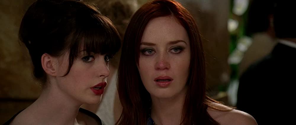 「プラダを着た悪魔」アン・ハサウェイ & エミリー・ブラントの画像