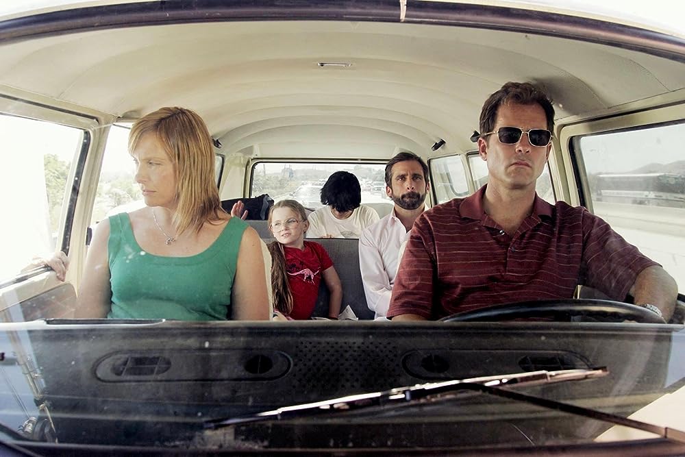 「リトル・ミス・サンシャイン」トニ・コレット & グレッグ・キニア & スティーブ・カレル & ポール・ダノ & アビゲイル・ブレスリンの画像