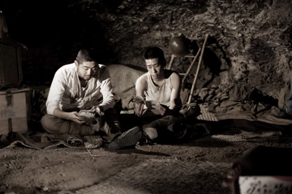 「硫黄島からの手紙」二宮和也 & 松崎悠希の画像