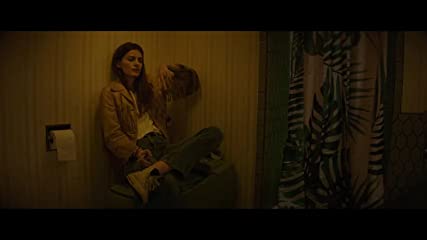 ブックスマート 卒業前夜のパーティーデビューの画像