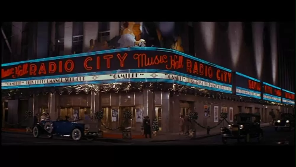 「アニー」アルバート・フィニー & Roger Minami & アイリーン・クイン & アン・ラインキングの画像