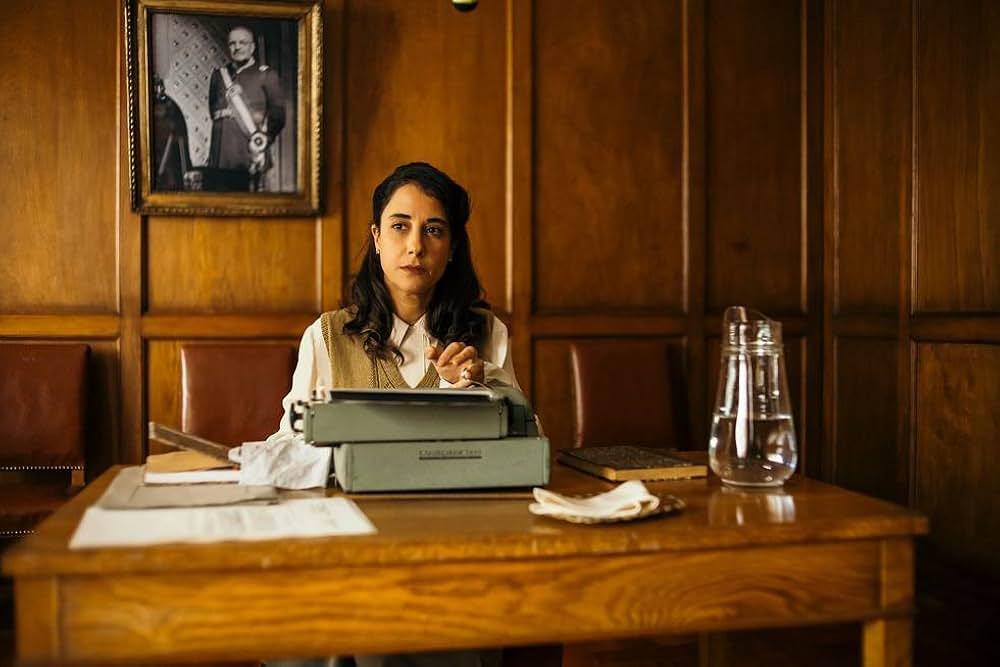 イン・ハー・プレイスの画像