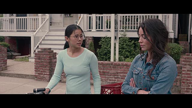 「ハーフ・オブ・イット: 面白いのはこれから」リア・ルイス & Alexxis Lemireの画像