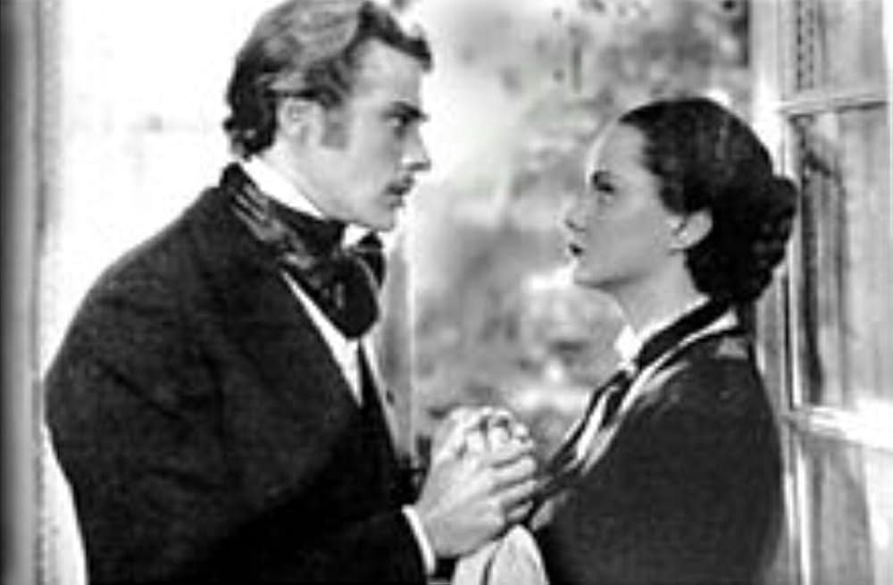 小さな古風な世界の画像