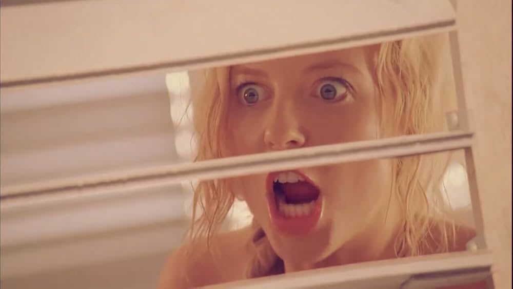 ジョーズ・イン・ツナミの画像