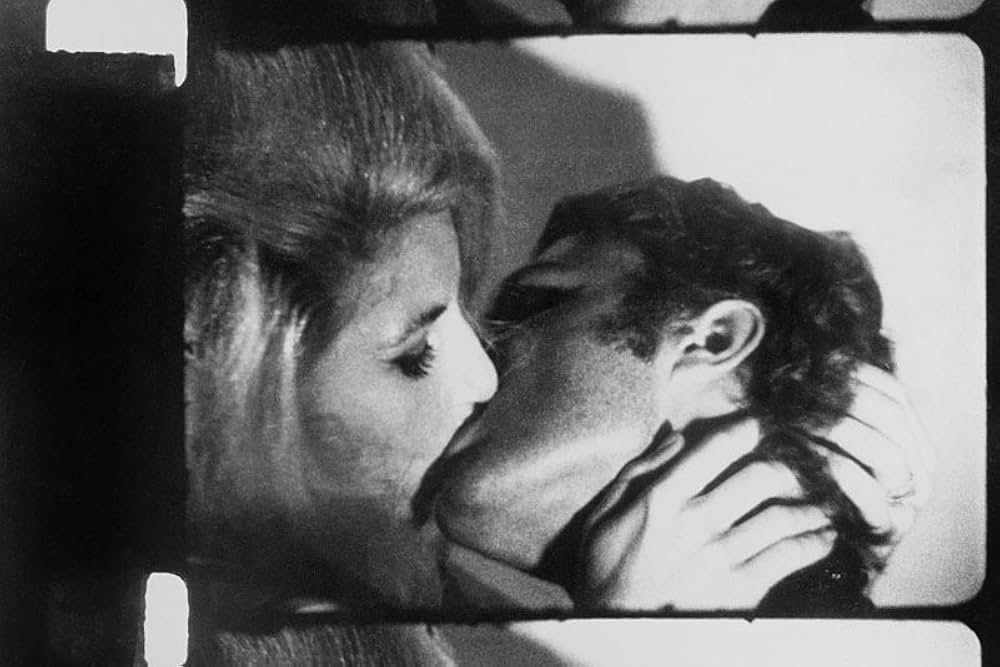 「キス」の画像