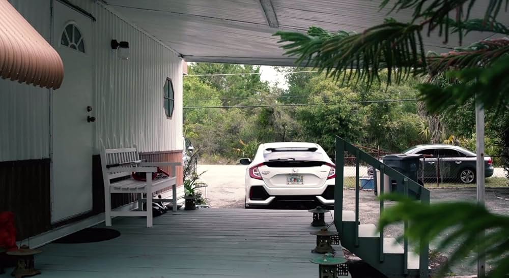 Naked Cannibal Campers（原題）の画像